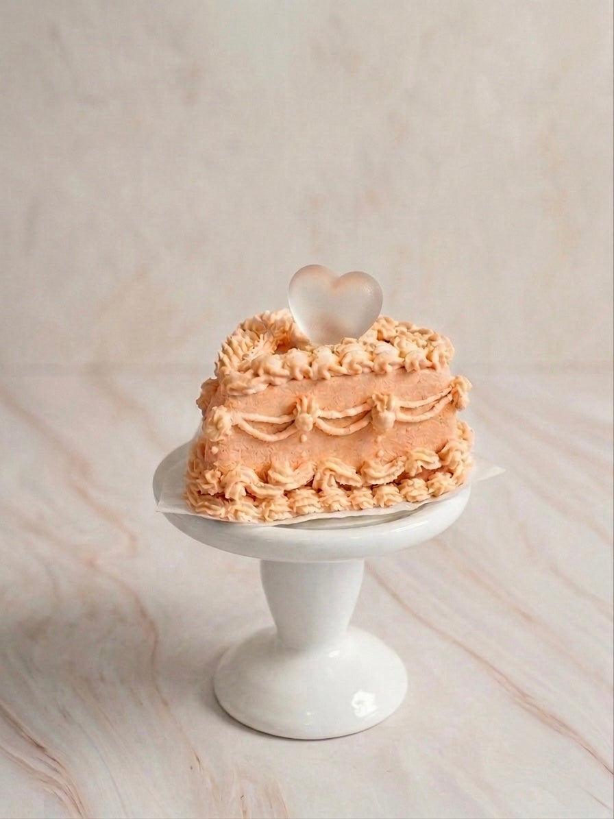 VINTAGE SLICE CAKE